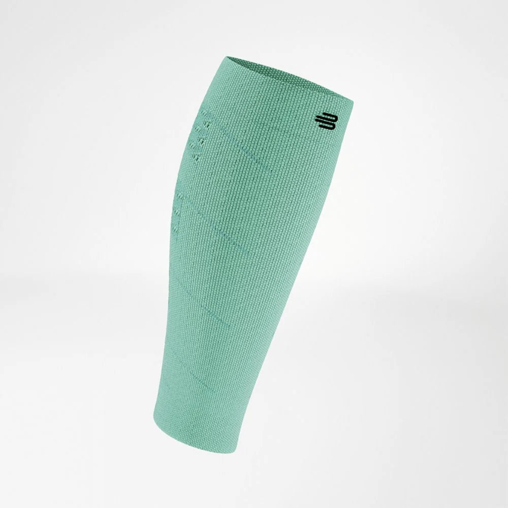 Bauerfeind Run Performance Compression Sleeves vadärm i mint, vit bakgrund