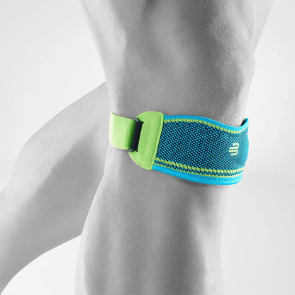Bauerfeind Sports Knee Strap knäband i färgen Rivera, blått med limegrönt fäste, under knäskålen