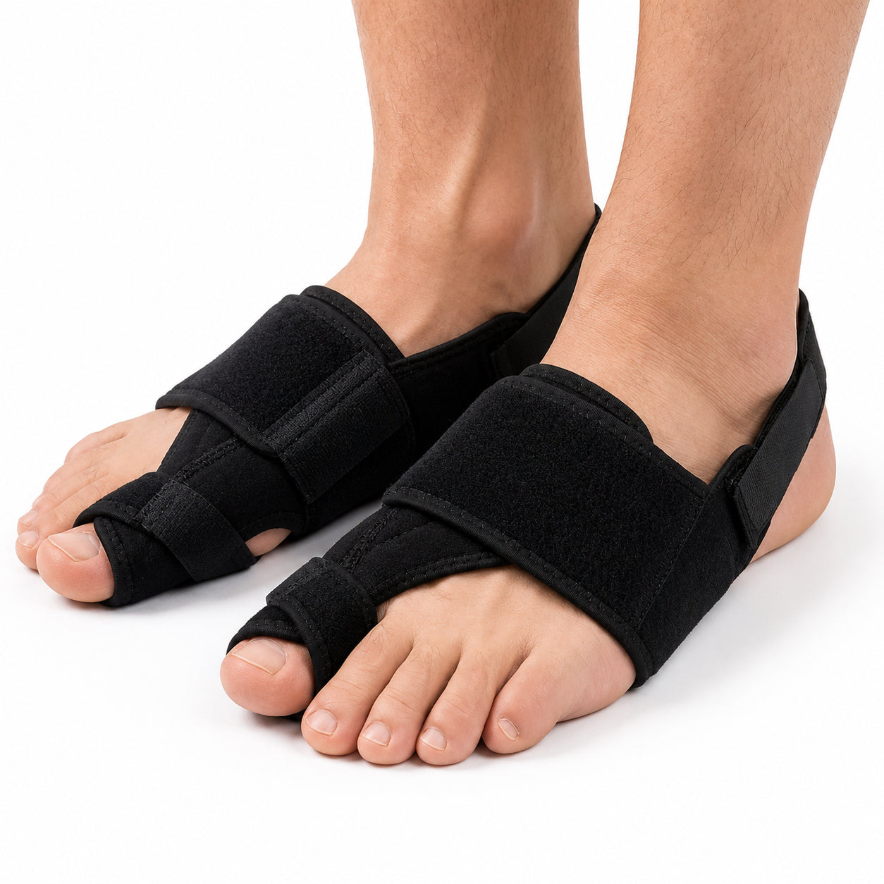 Hallux valgus-nattskena med justerbara kardborreband som hjälper till att rikta stortån och ge stabilt stöd under vila och sömn.