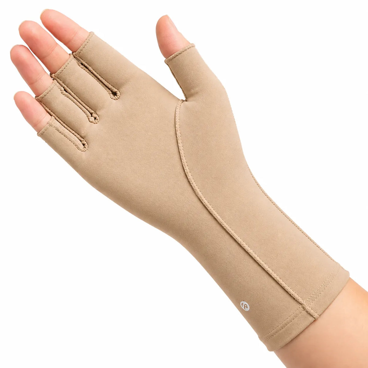 Beige komforthandske med kompression och öppna fingertoppar för bekväm och följsam passform.
