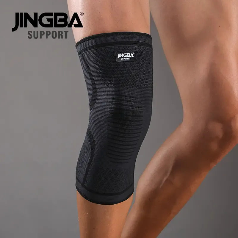 Kompressionsknästöd 360 buret på ben