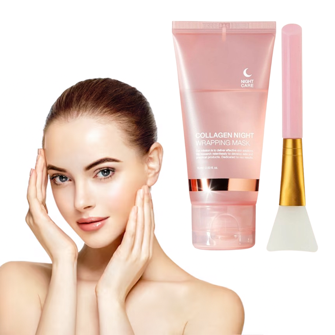 Kvinna med slät och strålande hud bredvid en rosa förpackning av Collagen Night Wrapping Mask och en appliceringspensel.