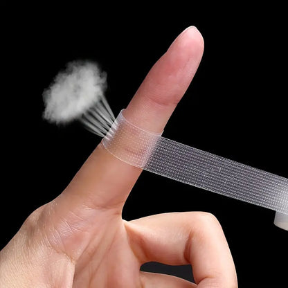 Hypoallergenisk tejp som används för sårförband