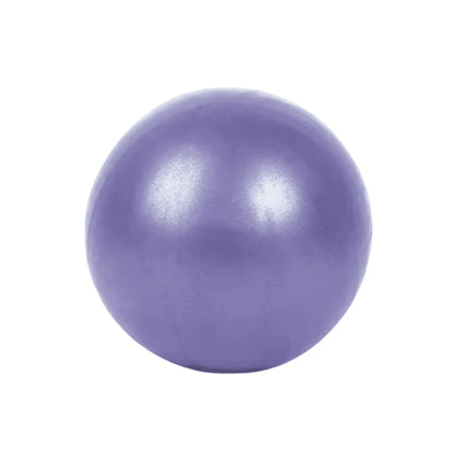 Slät yta på träningsboll för stabilt grepp i färgen lila