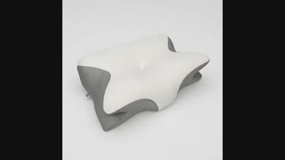 Video som visar kudden från olika vinklar och hur formen ger stöd för huvud och nacke