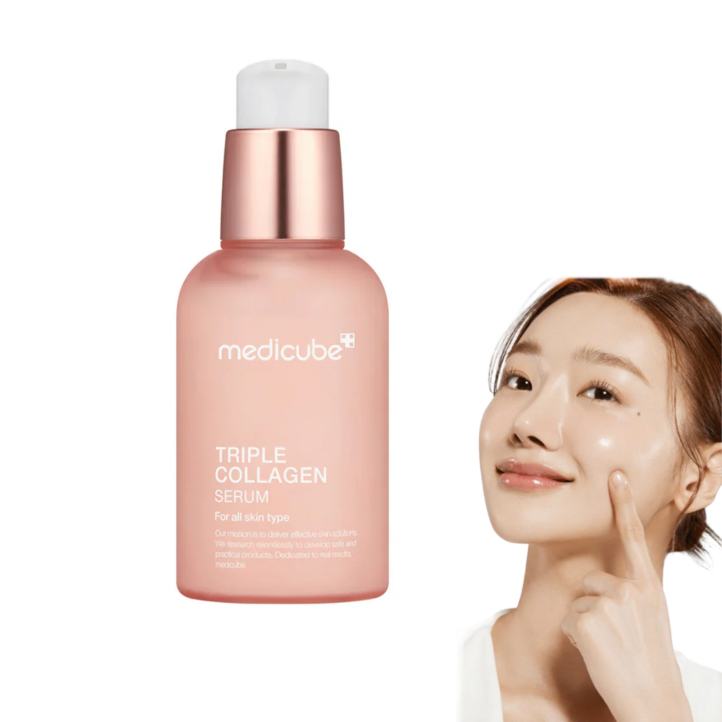 Trippel Kollagen Ansiktsserum från Medicube med pumpflaska i rosa nyans, visad tillsammans med kvinna som applicerar serum på kinden.